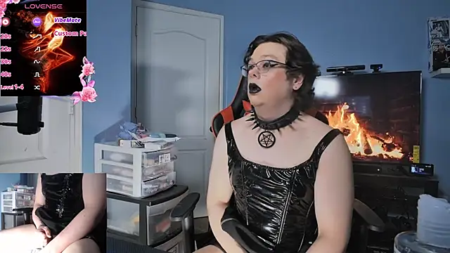 MidnightDollVeronica's Webcam Show