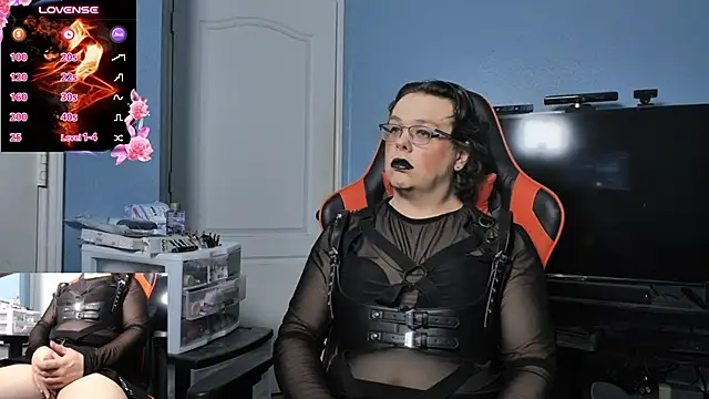 MidnightDollVeronica Webcam show