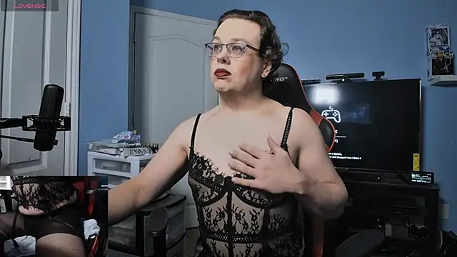 MidnightDollVeronica Show in webcam