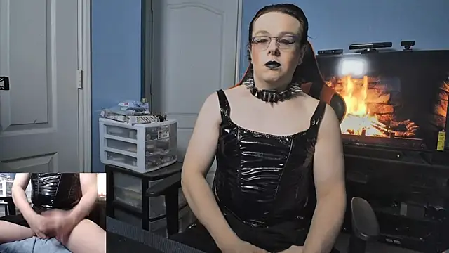 MidnightDollVeronica Webcam show