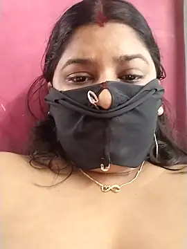 pinkisaha75 现场XXX聊天