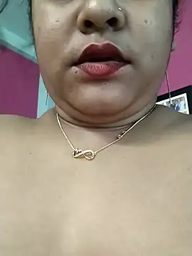 pinkisaha75 라이브 XXX 채팅