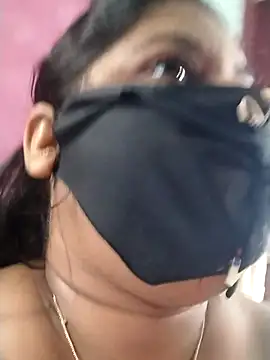 Czat XXX na żywo – pinkisaha75