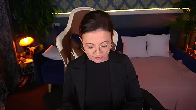 Dafni_Monn: онлайн-секс-чат