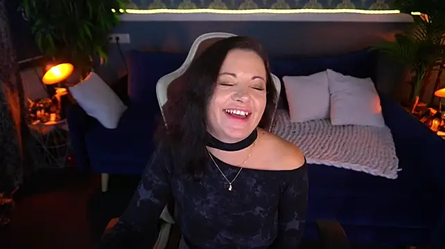 Dafni_Monn XXX чат на живо