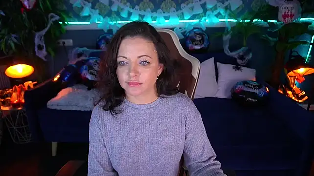Dafni_Monn – webcam-show