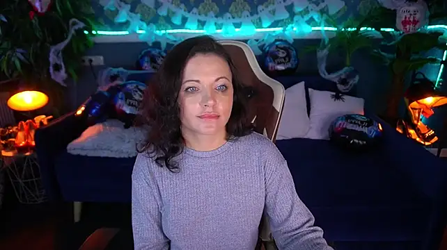 Dafni_Monn Show in webcam