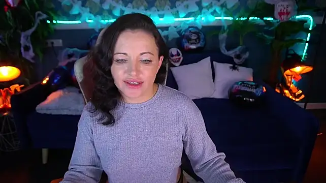 Dafni_Monnn Webbikameraesitys