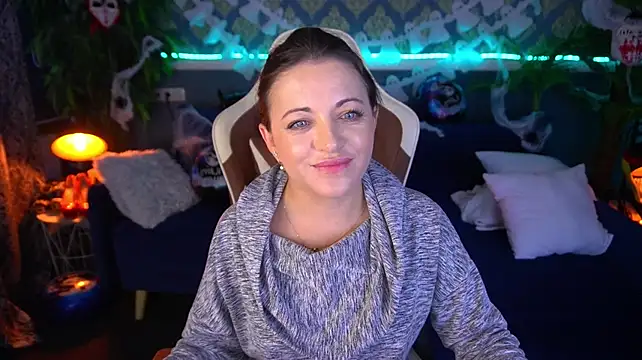 Dafni_Monn – webcam-show