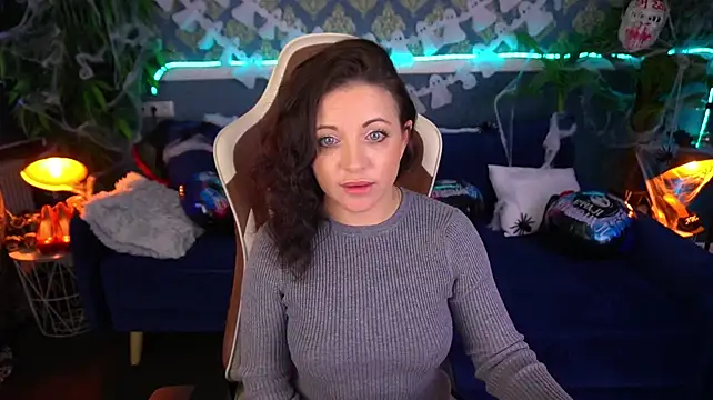 Dafni_Monn Show in webcam