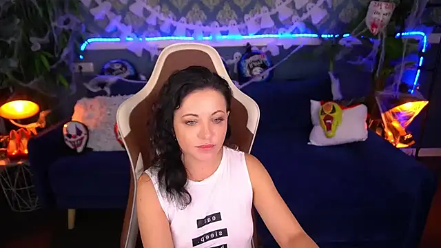 Dafni_Monn Show in webcam