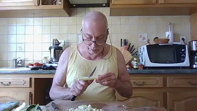 Helinetrav: вебкам-шоу