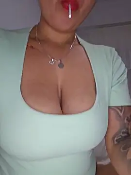 Chat XXX en directo de Angelmoon04