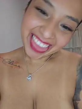 Angelmoon04 Adlı Modelin Canlı XXX Sohbeti