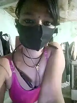 Hotmayahot Adlı Modelin Canlı XXX Sohbeti