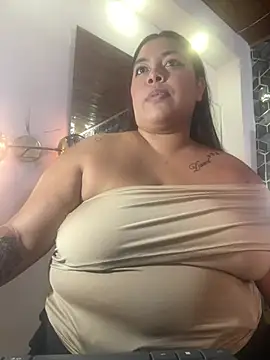 Chat XXX Live tatikanyx