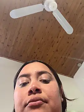 tatikanyx's Webcam Show