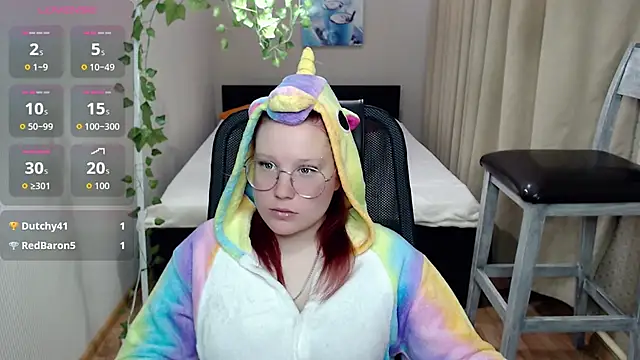 Show modela kuri_u na web-kameri