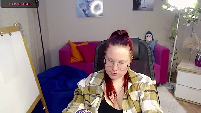 kuri_u Chat XXX in diretta
