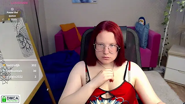 kuri_u's Live Chat Room