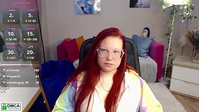 Show modela kuri_u na web-kameri