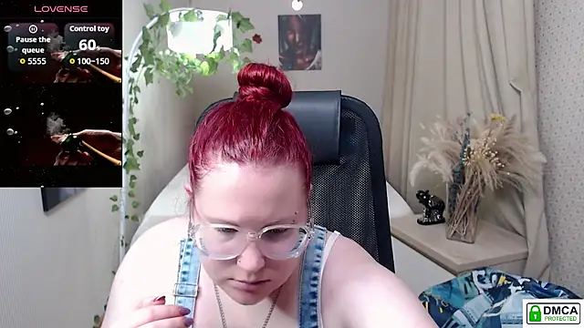 kuri_u Show Webcam
