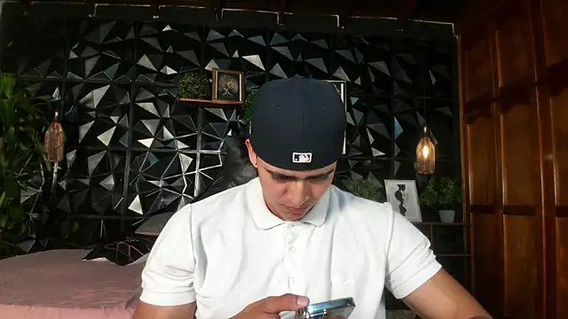 elliot_colton 웹캠 쇼