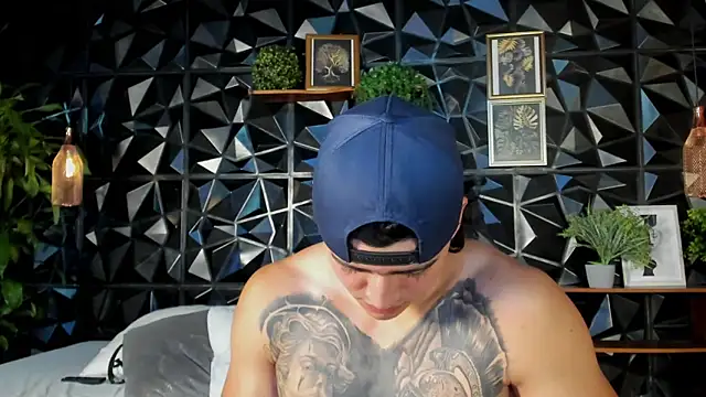 elliot_colton Adlı Modelin Web Kamerası Şovu