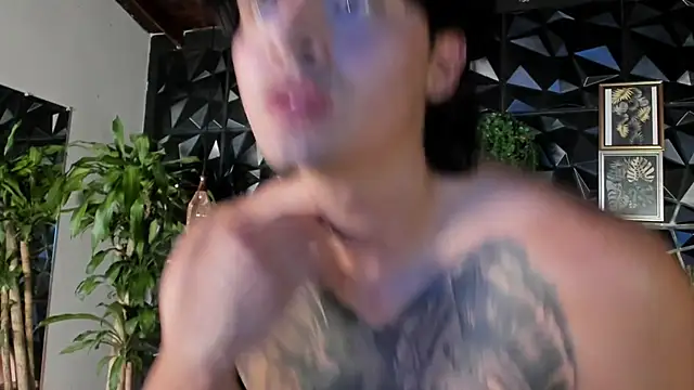 Chat +18 de elliot_colton ao vivo