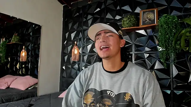 elliot_coltonのライブXXXチャット