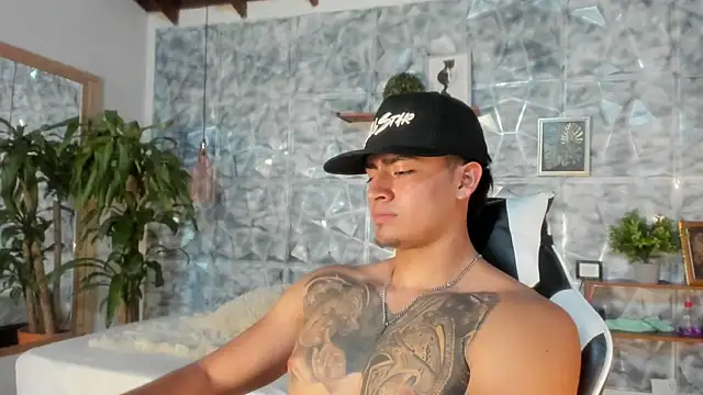 elliot_colton Show Webcam