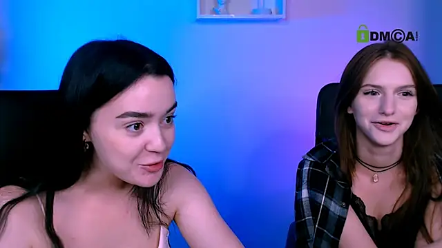 Chatroom XXX en direct de monica_xcx