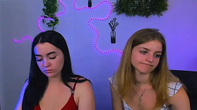 monica_xcx – Kamerová šou