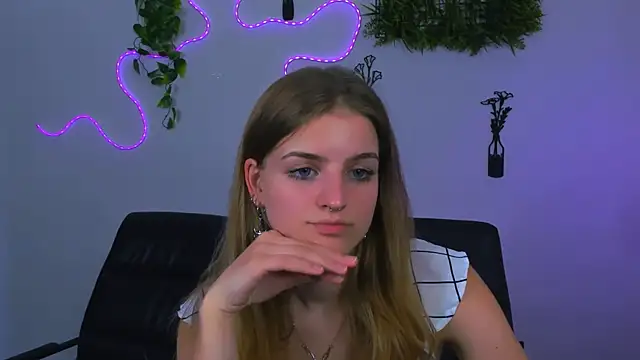 monica_xcx Chat XXX live