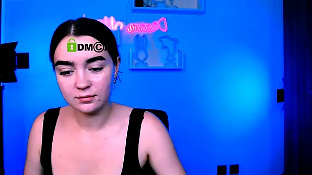 monica_xcx's Live XXX Chat