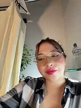 Sala de chat ao vivo de AliciaWhite_nt