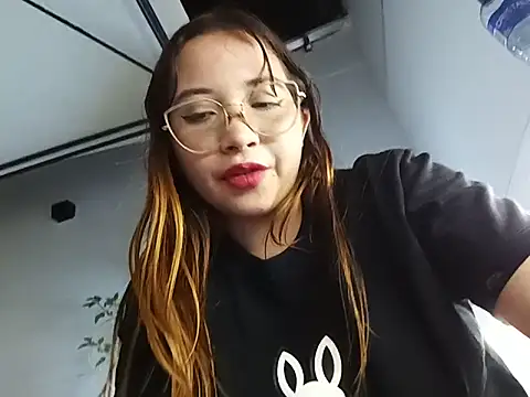 AliciaWhite_nt Live Chatraum