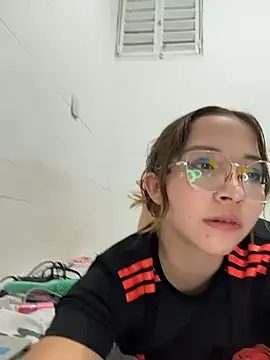 AliciaWhite_nt Chat XXX in diretta
