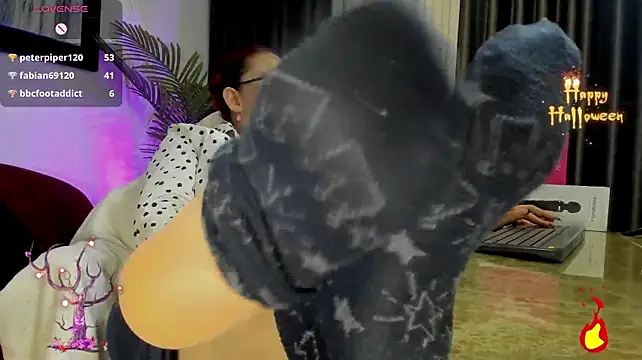 دردشة VictoriaPaker الجنسية المباشرة