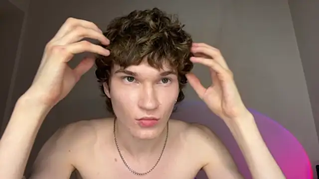 Eric_Dark Pertunjukan Webcam
