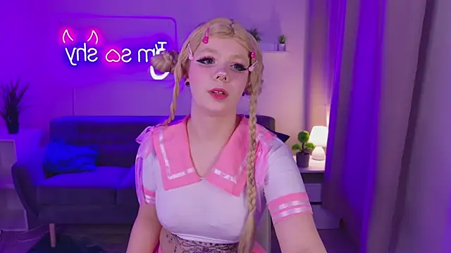 Show de Waifu_Ketrin na webcam