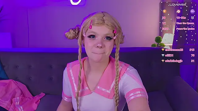 Show de Waifu_Ketrin na webcam