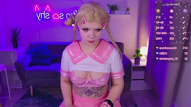 Pokazy przed kamerką – Waifu_Ketrin