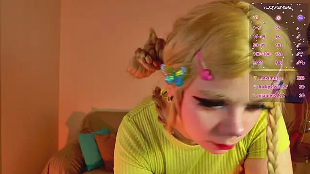 Waifu_Ketrin Pertunjukan Webcam