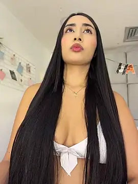 Chatroom XXX en direct de IvonneOwen
