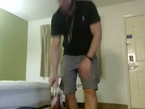 Numba1dad_: διαδικτυακό σόου στην κάμερα