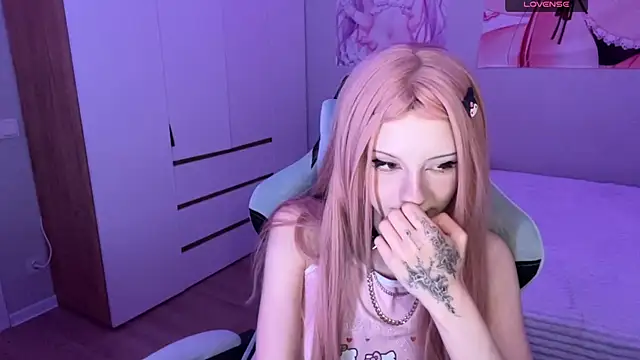 suicid3_yuno Chat XXX in diretta