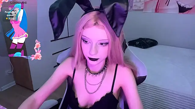 suicid3_yuno 即時 XXX 聊天