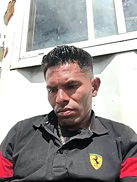 adambrosk_08n Webbikameraesitys