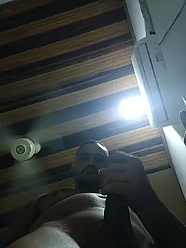 Bigvenoso webkamerás műsora
